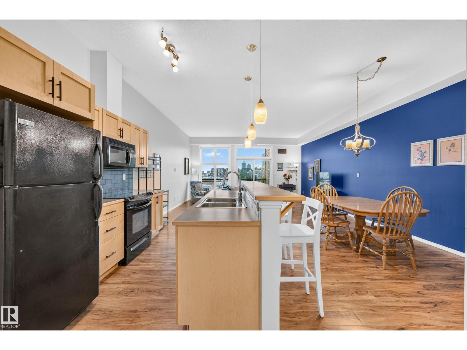 #410 10531 117 ST NW - 6