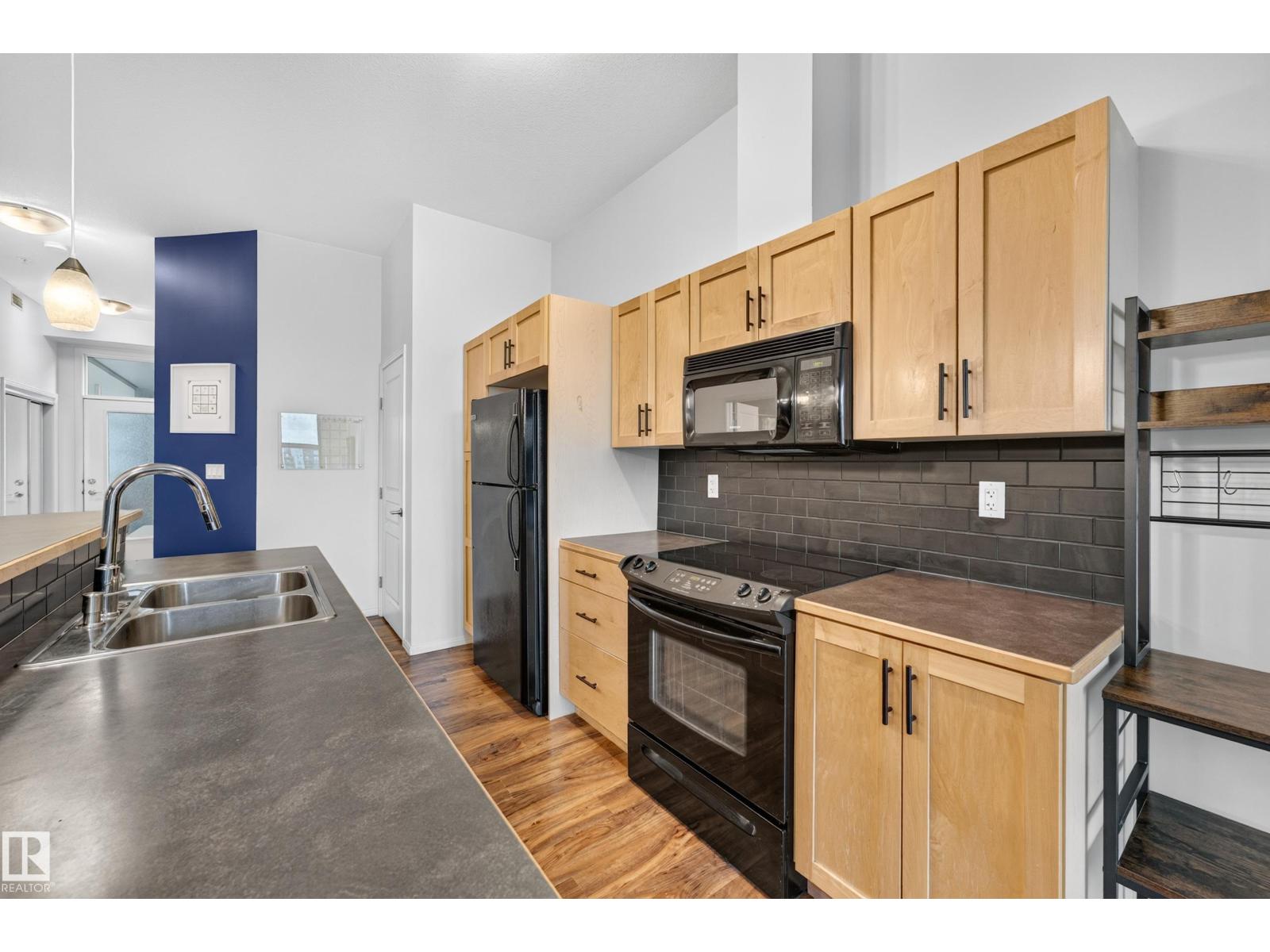 #410 10531 117 ST NW - 9