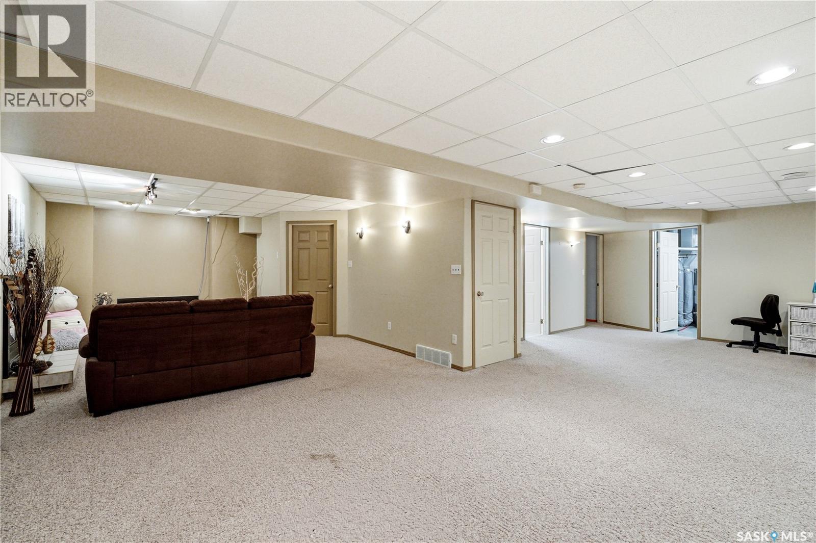 62 Robinson CRESCENT — photo 30