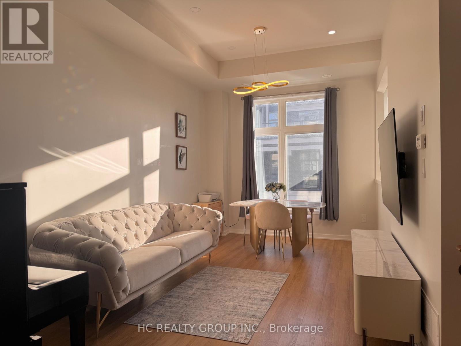 58 PANTHEON LANE - 8