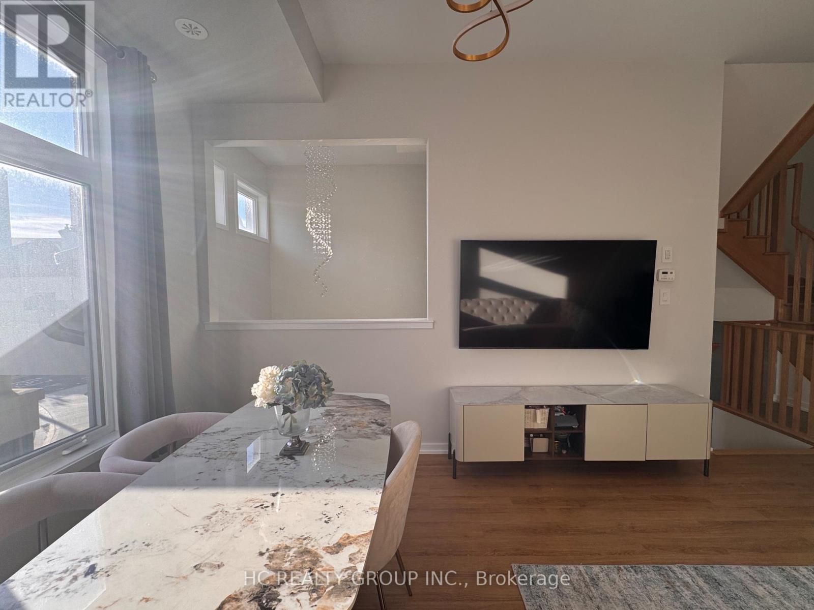 58 PANTHEON LANE - 9