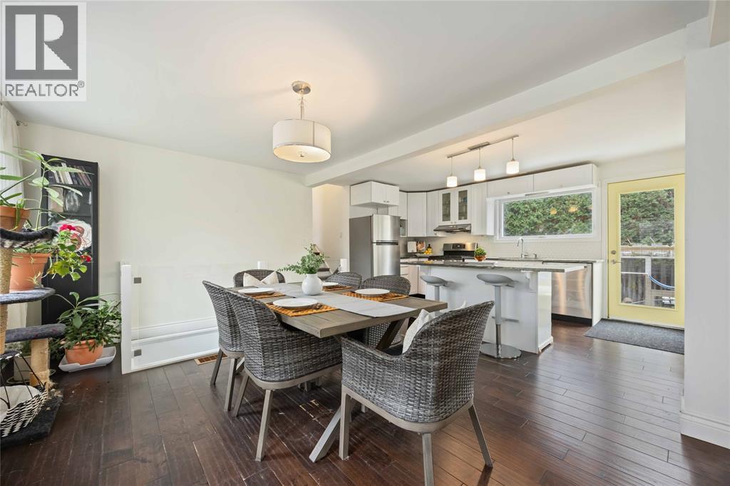 2006 Olive AVENUE - 11
