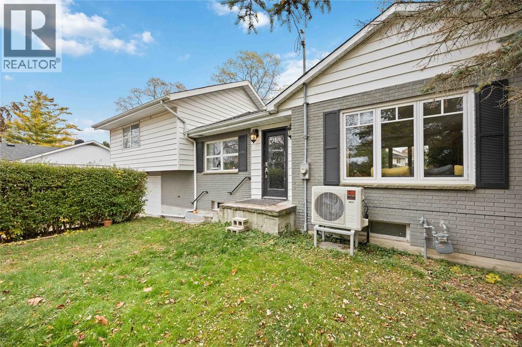 2006 Olive AVENUE - 4