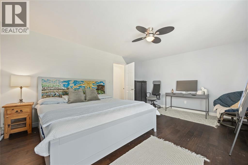 2006 Olive AVENUE - 19