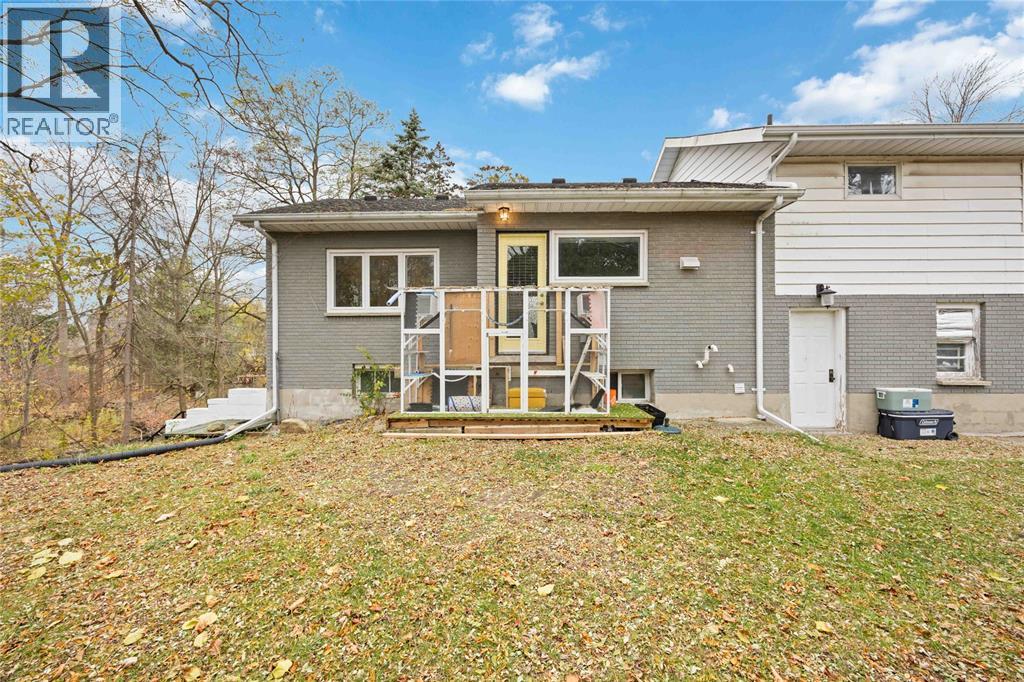 2006 Olive AVENUE - 38