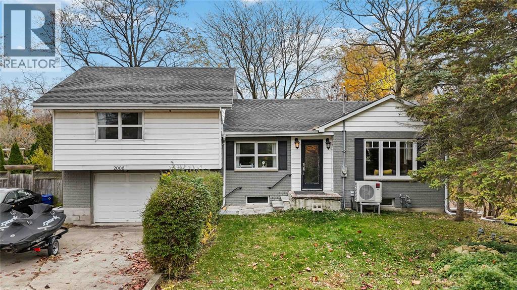 2006 Olive AVENUE - 43