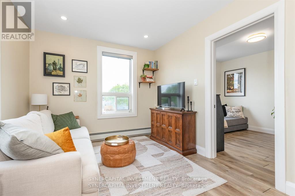 Business for Sale in Ottawa – 204 DALHOUSIE STREET, Ottawa – MLS# X13482080 - Image 12