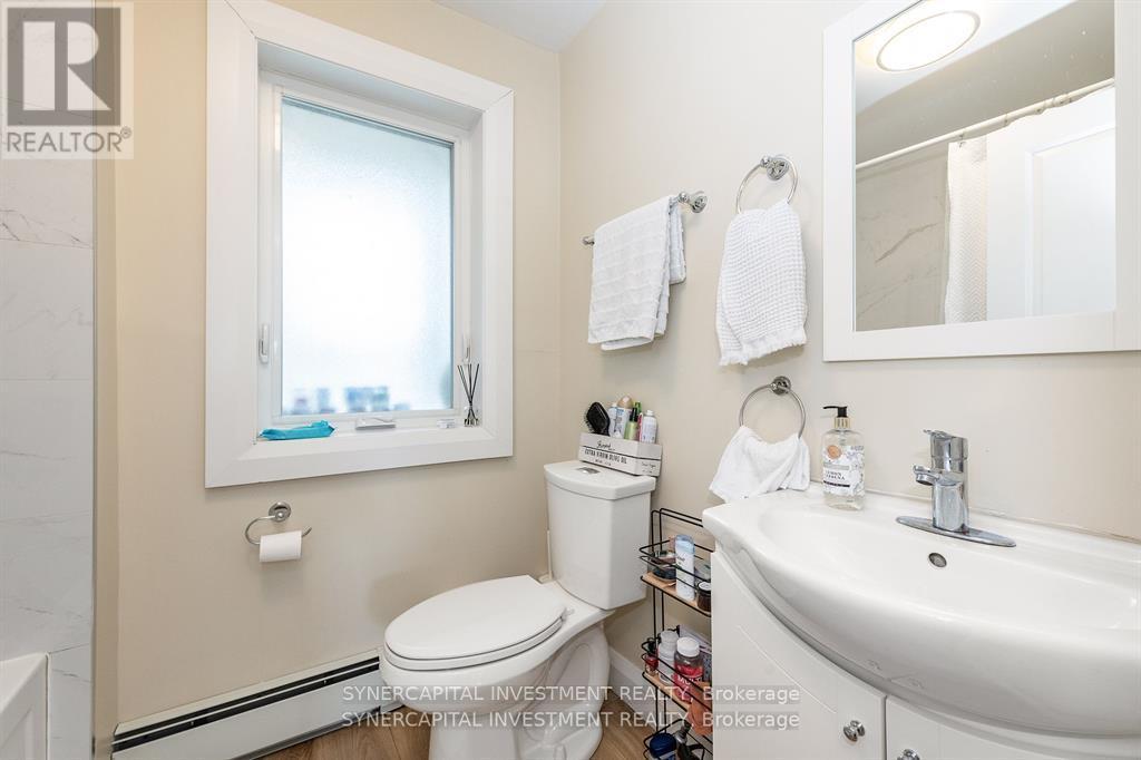 Business for Sale in Ottawa – 204 DALHOUSIE STREET, Ottawa – MLS# X13482080 - Image 17