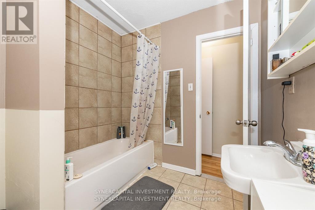 Business for Sale in Ottawa – 204 DALHOUSIE STREET, Ottawa – MLS# X13482080 - Image 29