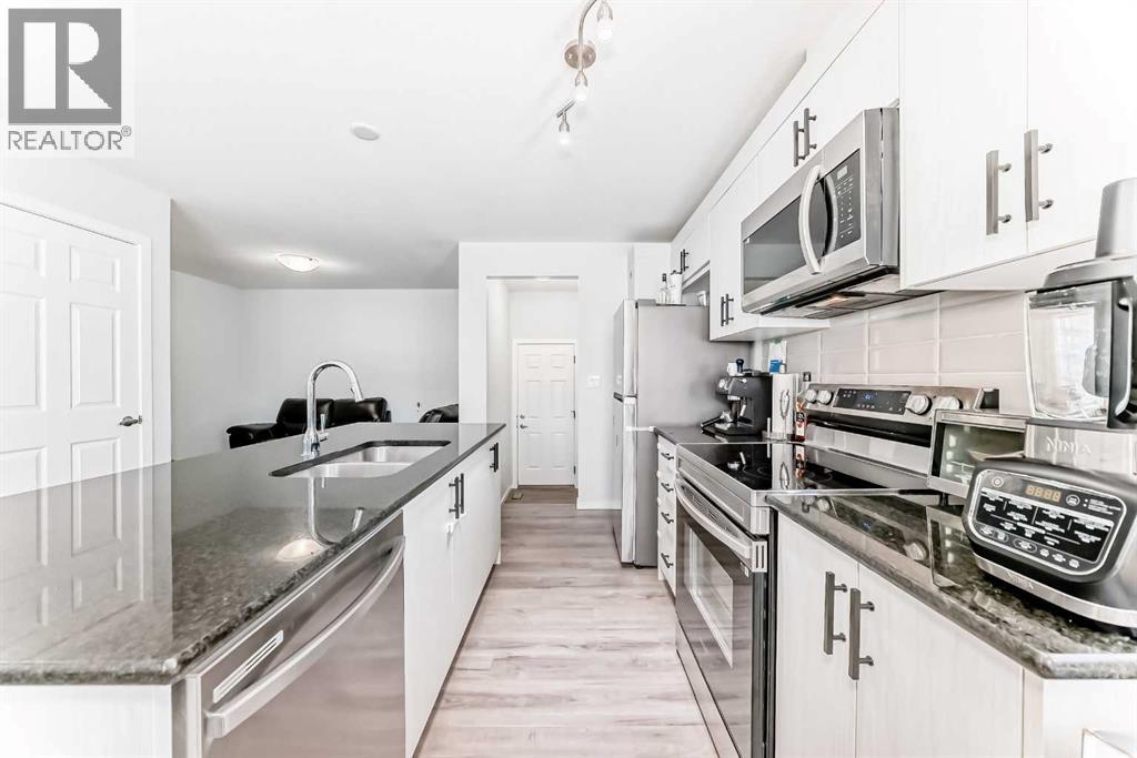 181 Yorkville Boulevard SW - 10