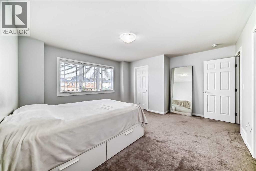 181 Yorkville Boulevard SW - 23