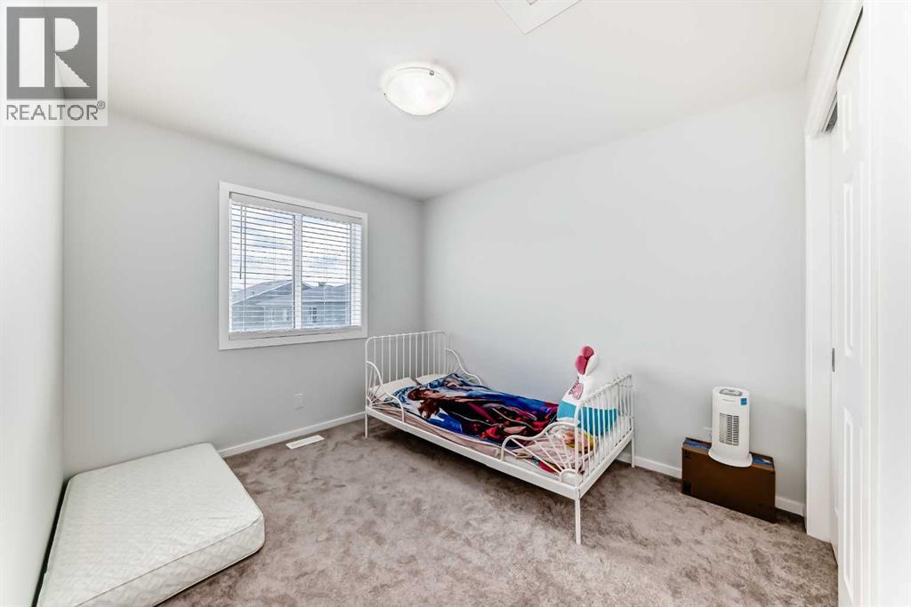 181 Yorkville Boulevard SW - 28