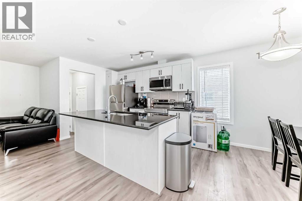 181 Yorkville Boulevard SW - 5