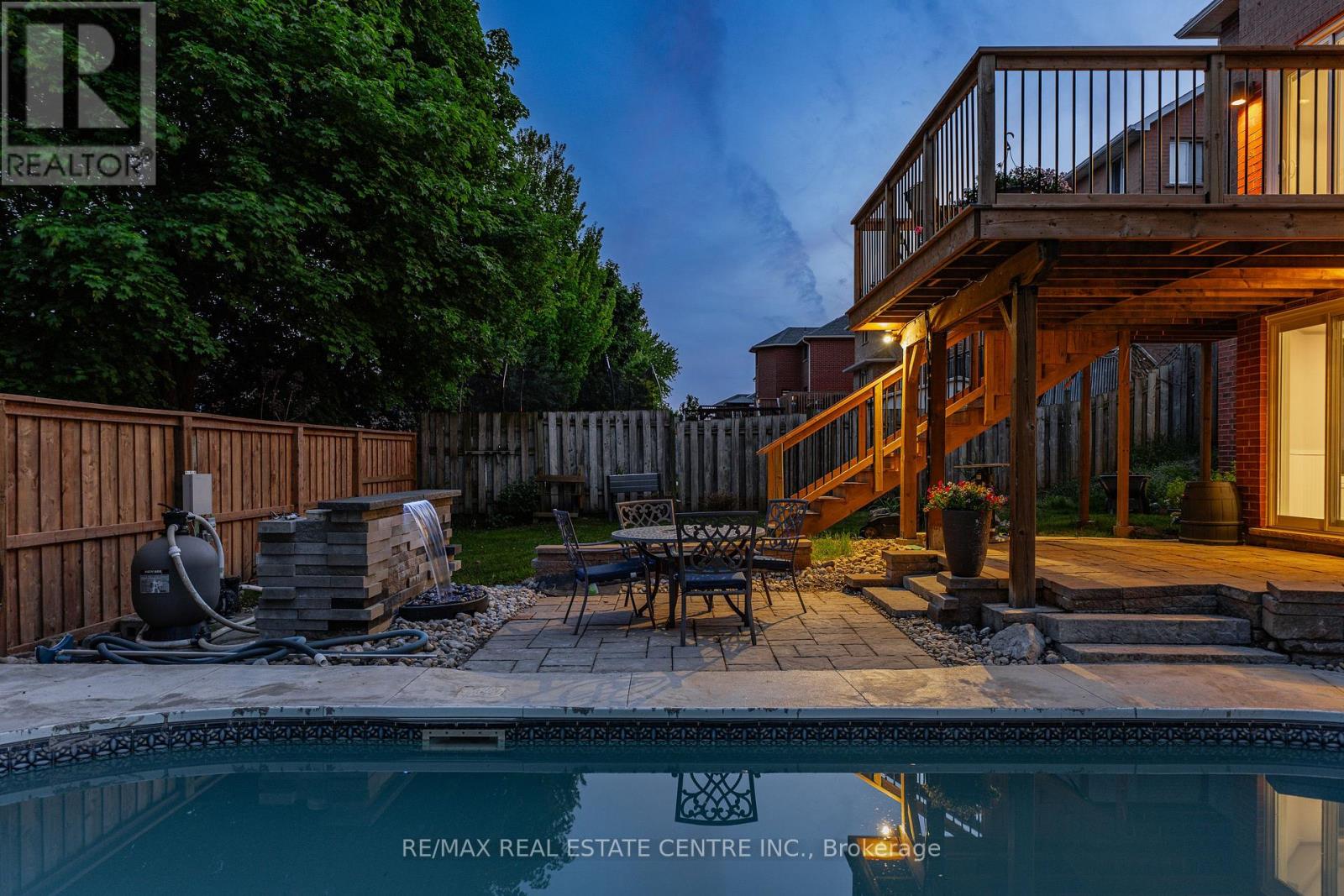 111 HUME DRIVE - 48