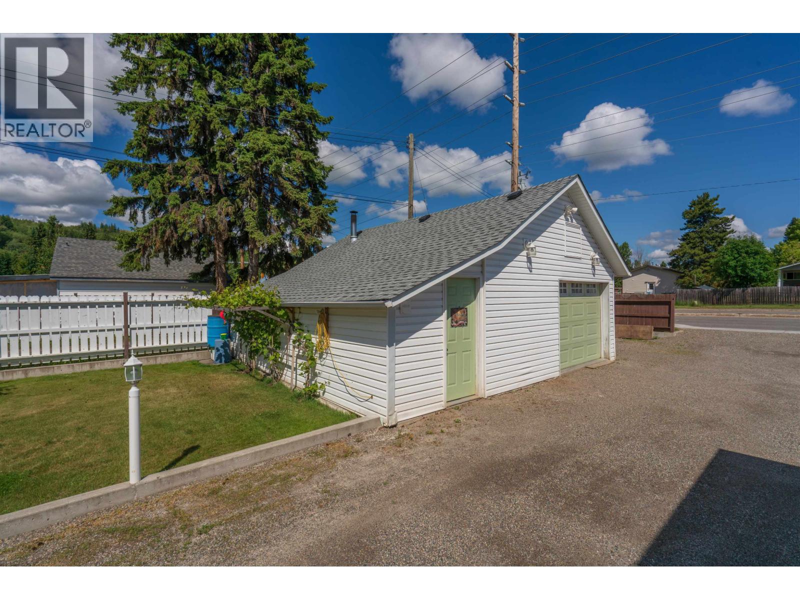 Bathroom of 2923 FERRY AVENUE · Prince George, BC