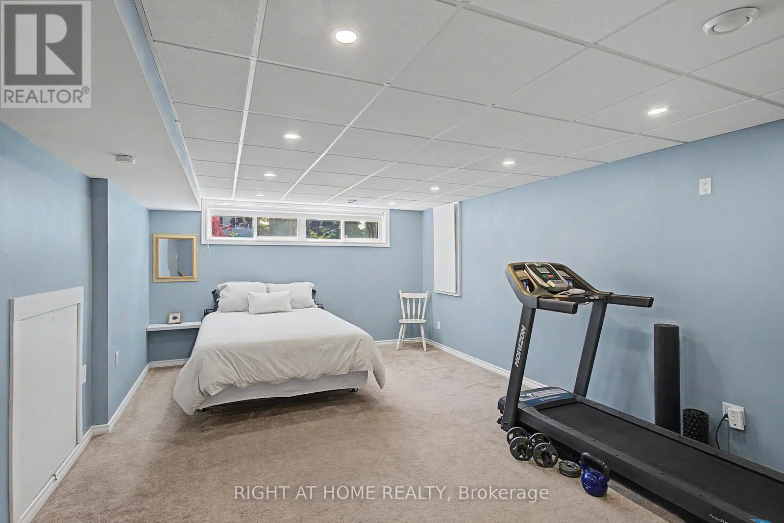 784 RODNEY COURT - 27