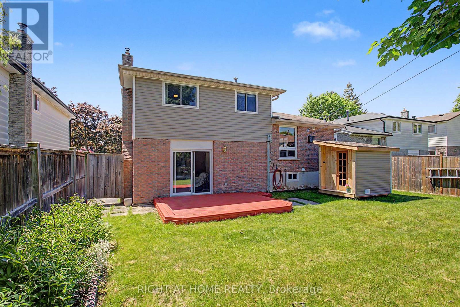 784 RODNEY COURT - 31