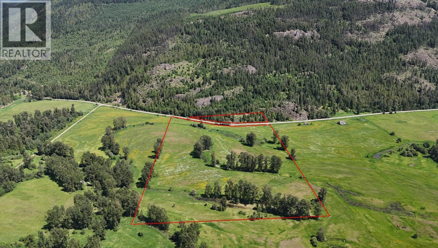  Lumby Mabel Lake Road, Lumby