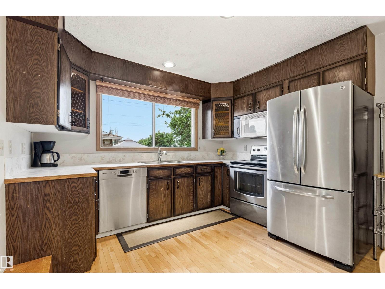11014 163A AV NW - 15