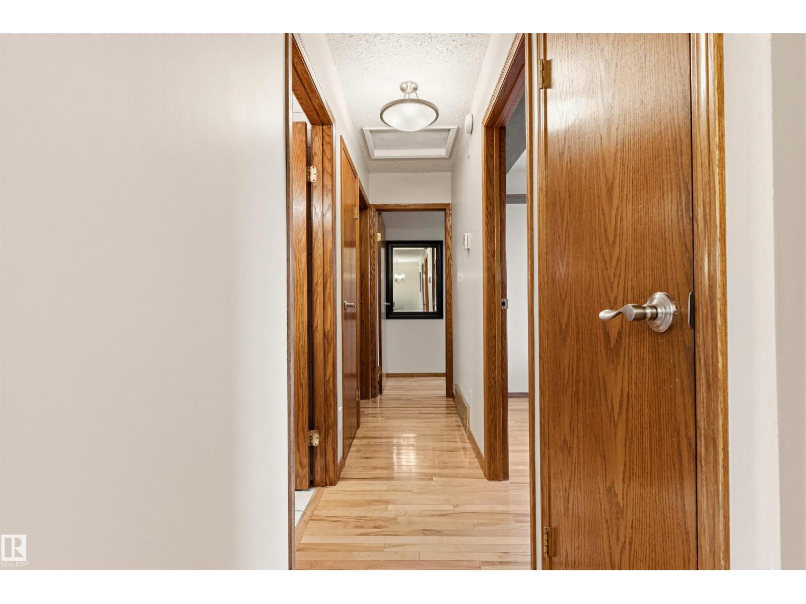11014 163A AV NW - 19