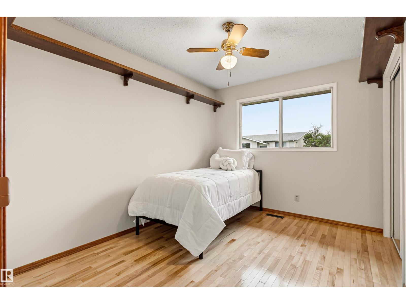 11014 163A AV NW - 22