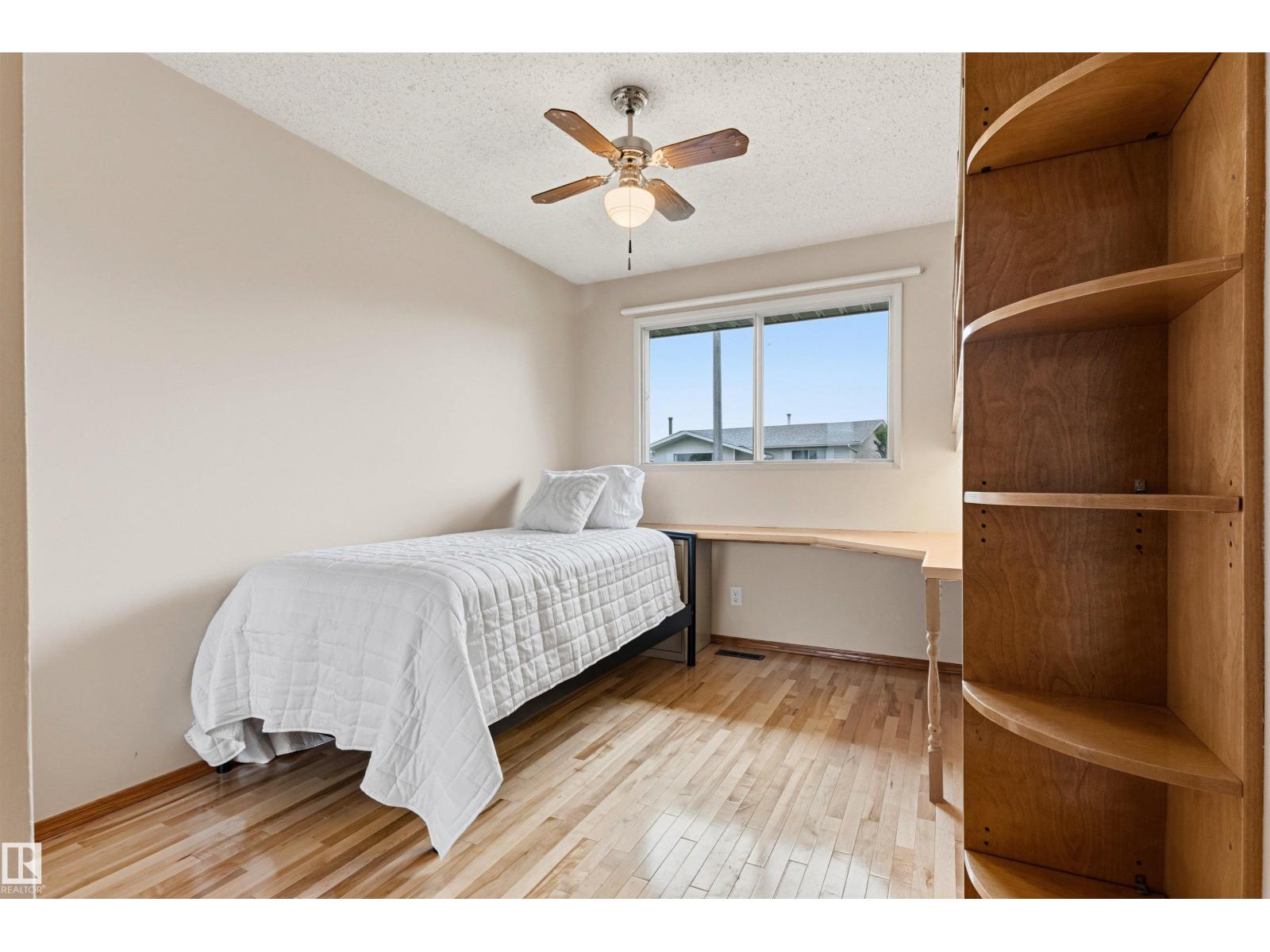 11014 163A AV NW - 24