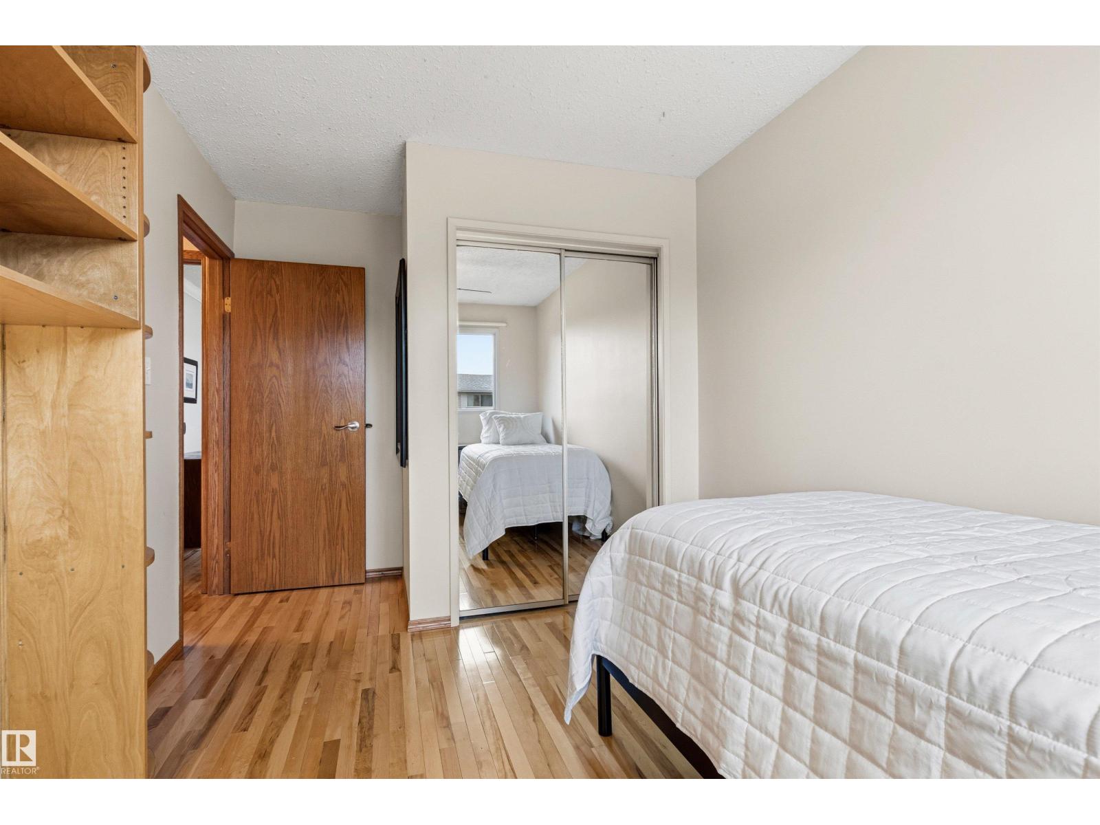 11014 163A AV NW - 26