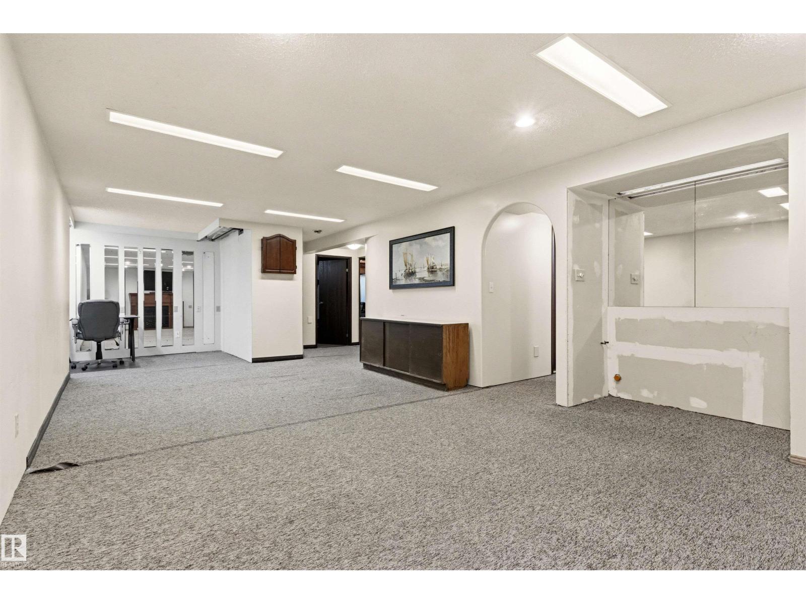 11014 163A AV NW - 39
