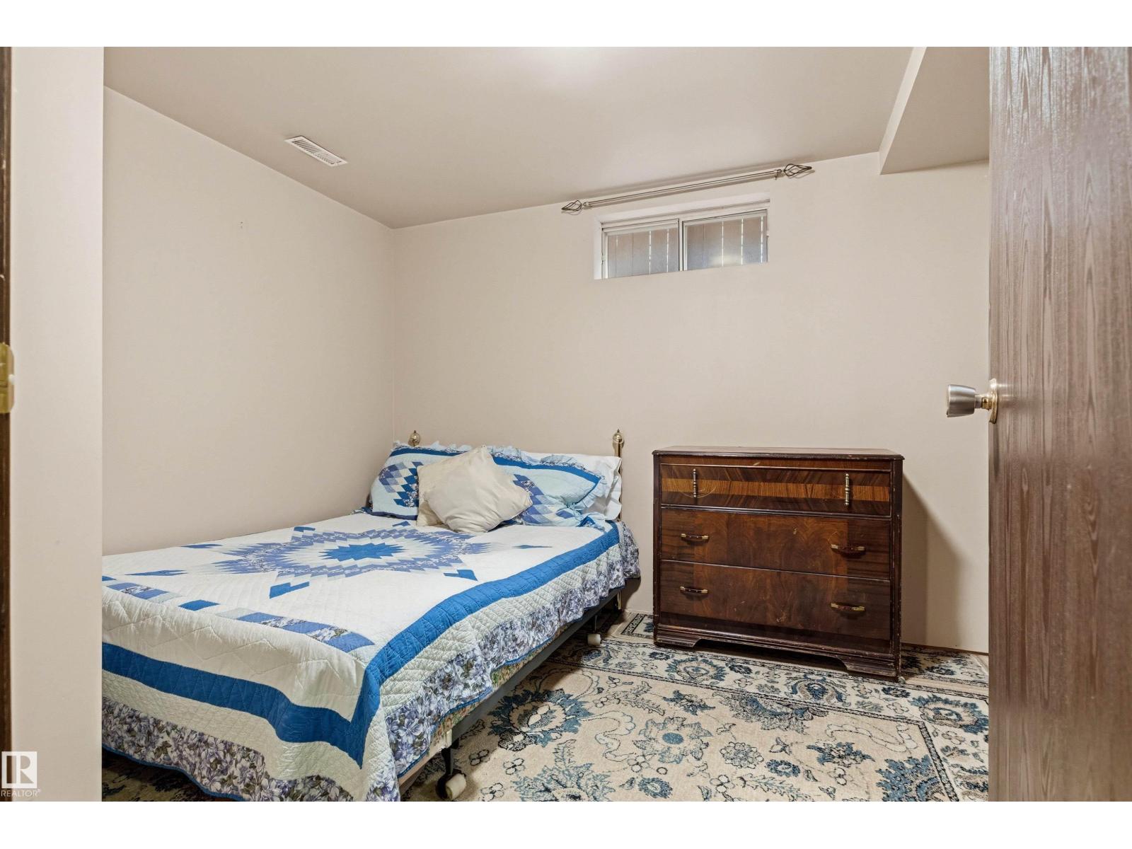 11014 163A AV NW - 42