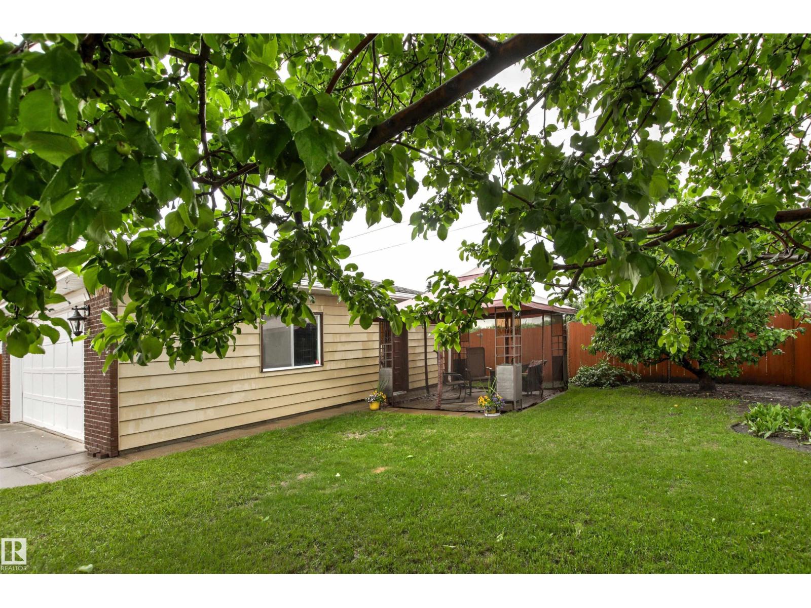11014 163A AV NW - 59