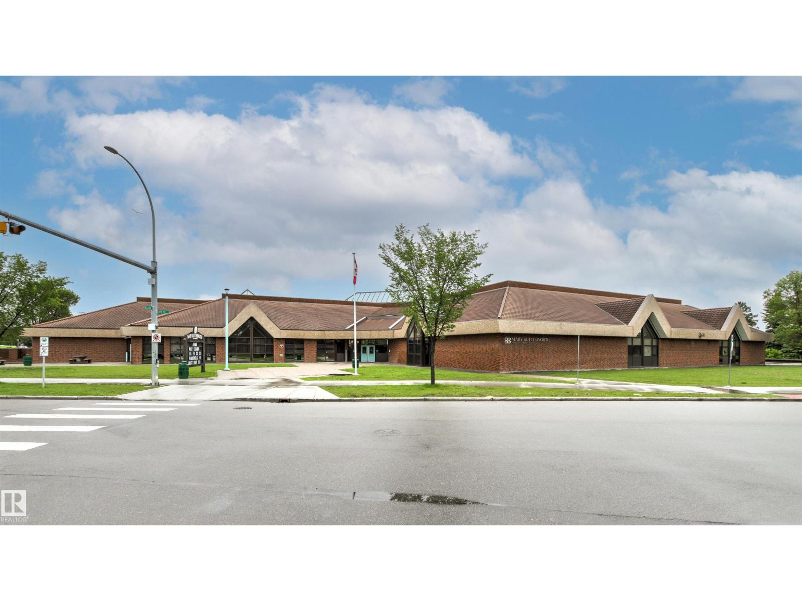 11014 163A AV NW - 68