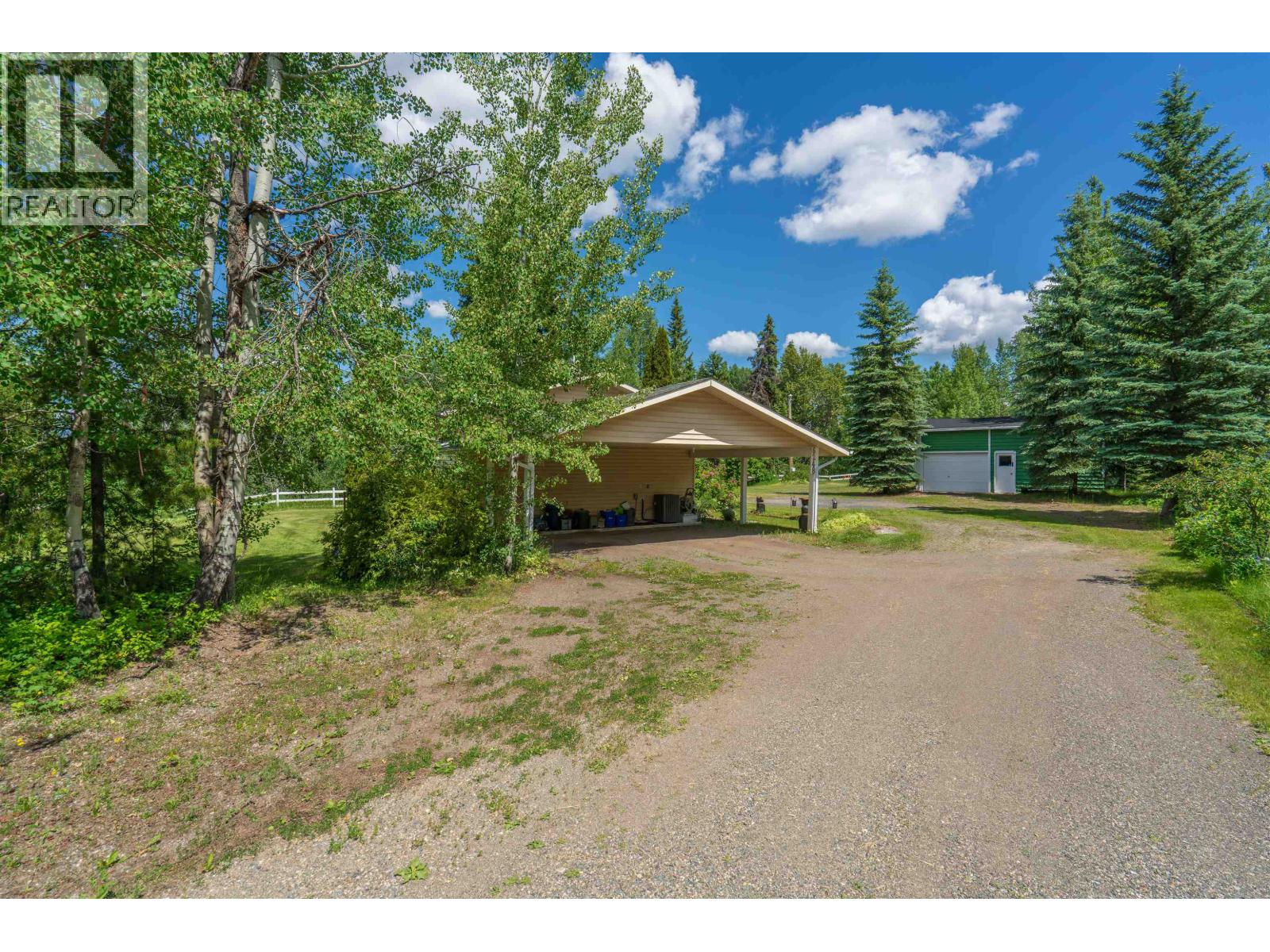 Photo 12 of 41 — 6248 E PURDUE ROAD · Prince George, BC