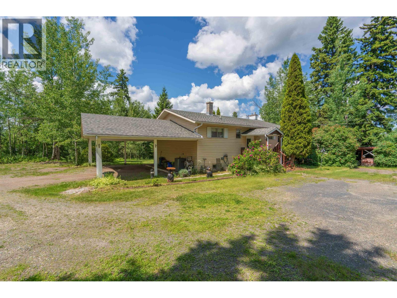 Photo 10 of 41 — 6248 E PURDUE ROAD · Prince George, BC