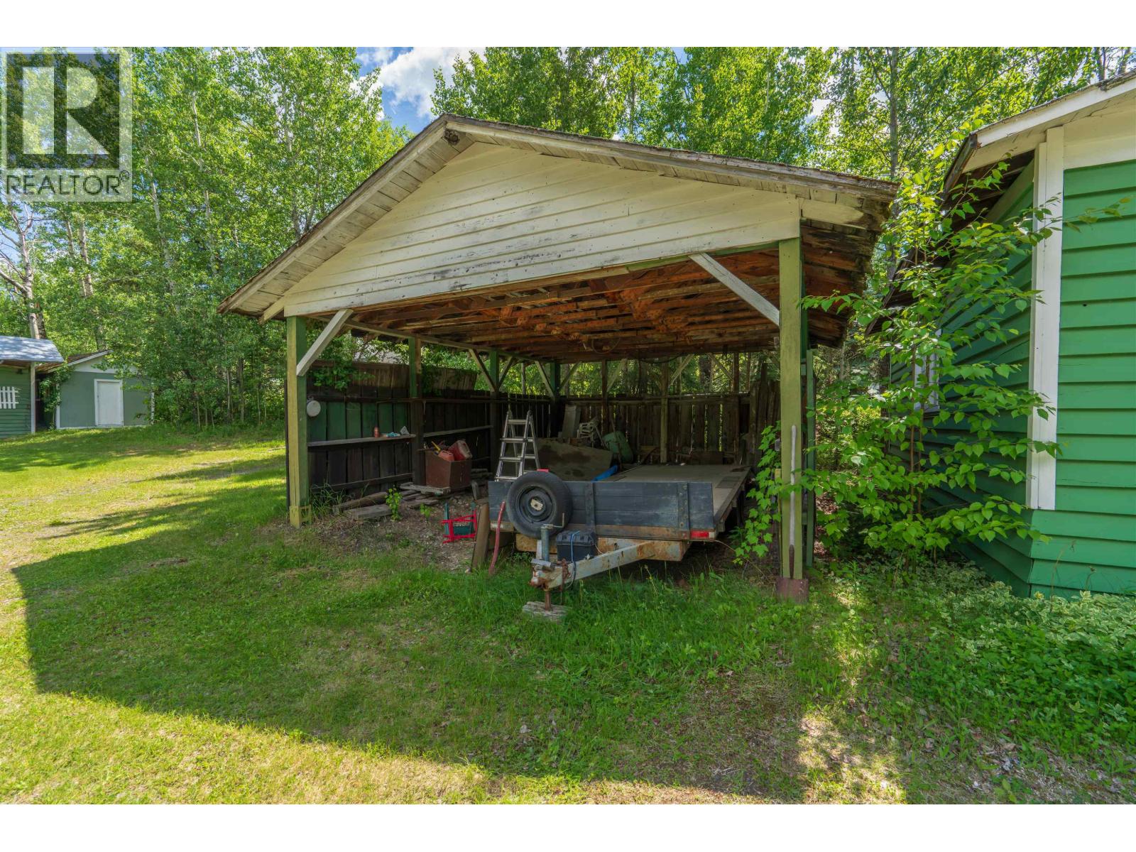 Photo 35 of 41 — 6248 E PURDUE ROAD · Prince George, BC