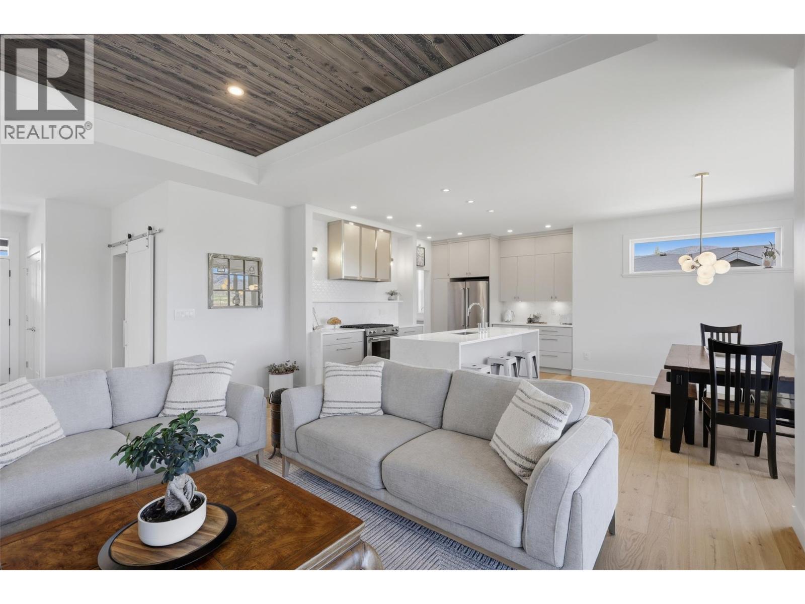 362 RUE CHEVAL NOIR - 15