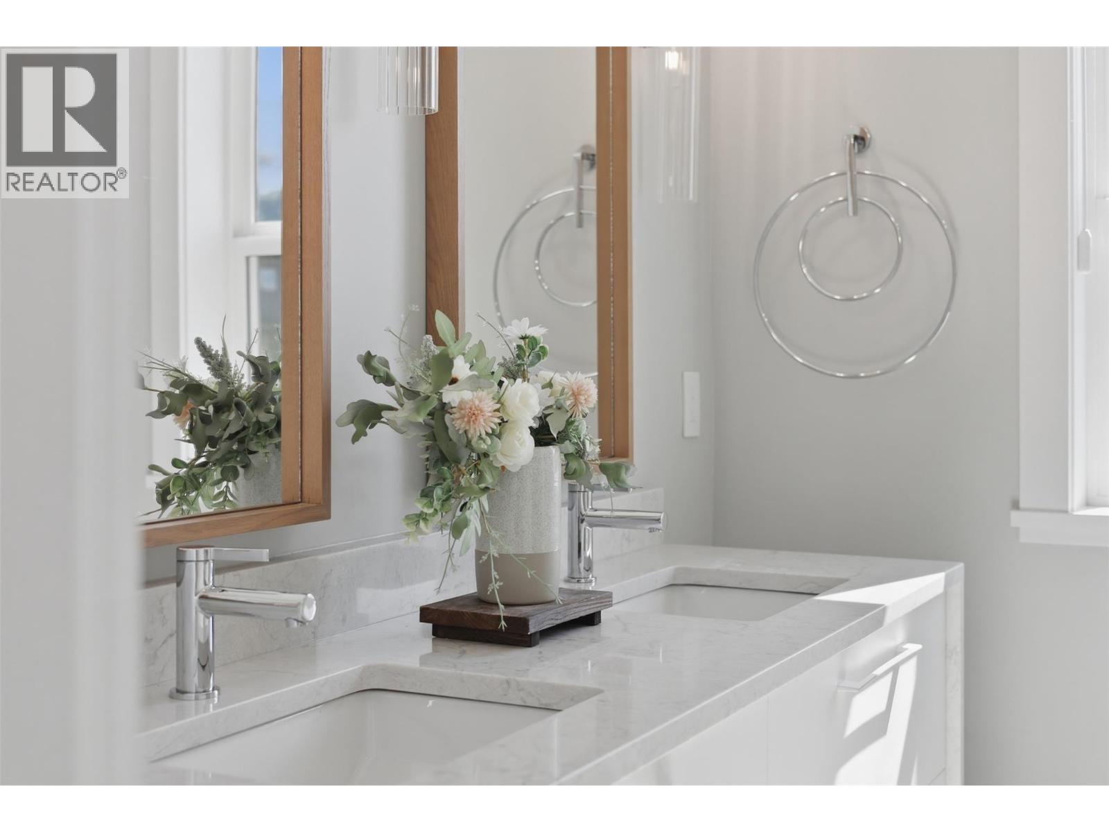 362 RUE CHEVAL NOIR - 37