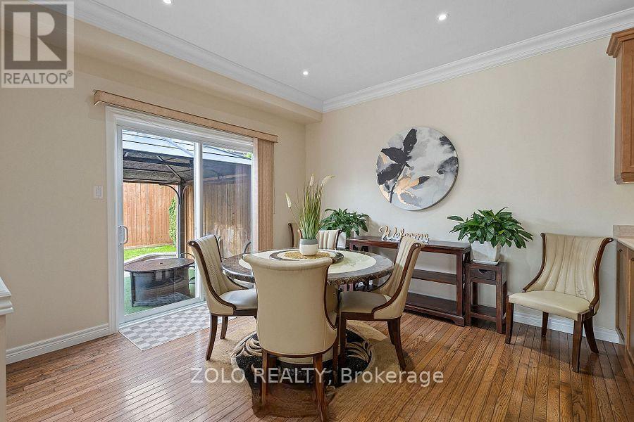 42 VINIFERA DRIVE - 18