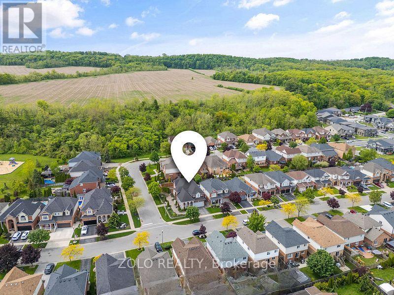 42 VINIFERA DRIVE - 46