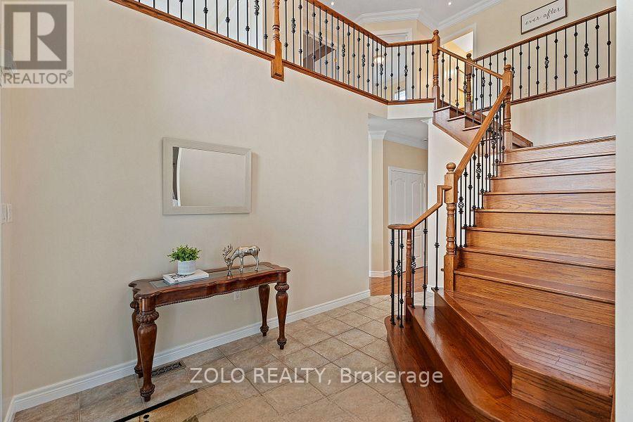 42 VINIFERA DRIVE - 7