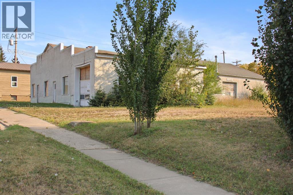 5019 52 Avenue - photo 5