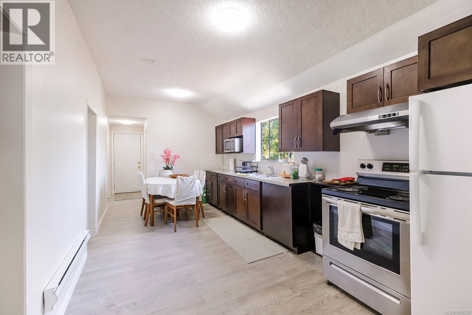 710 Fitzwilliam St - 10