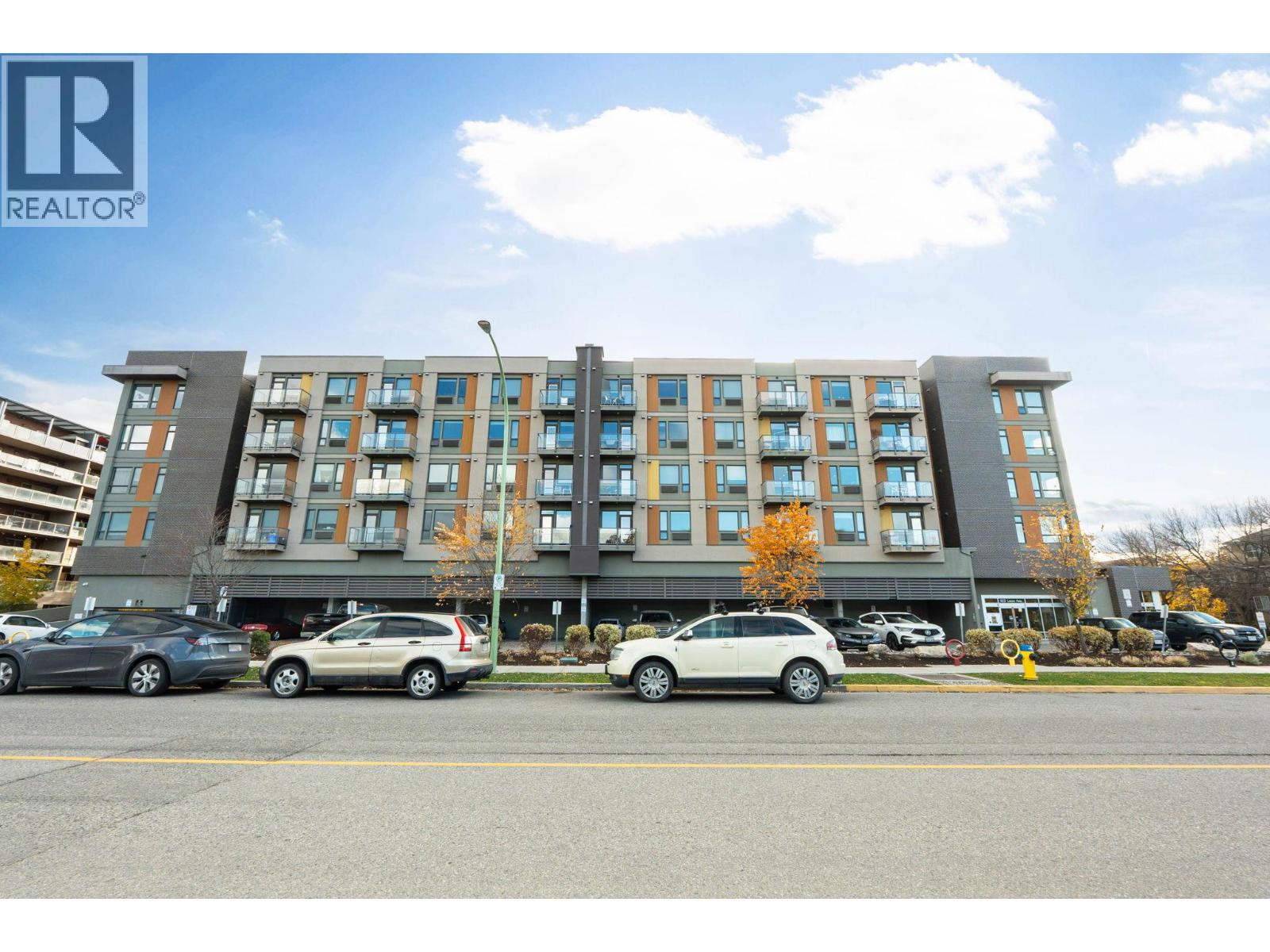 #435 925 Leon Avenue - 3