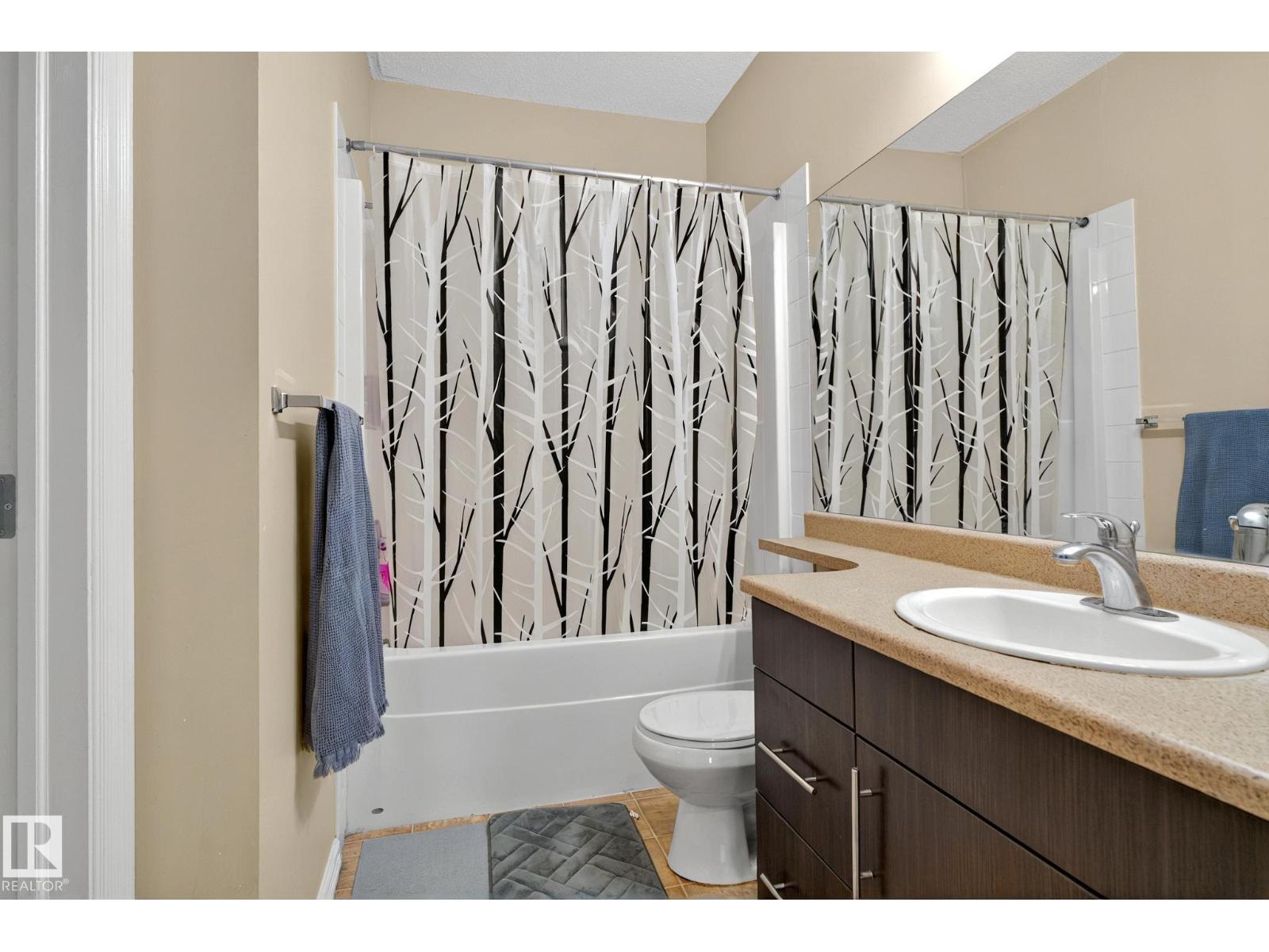 #104 263 MACEWAN RD SW - 34