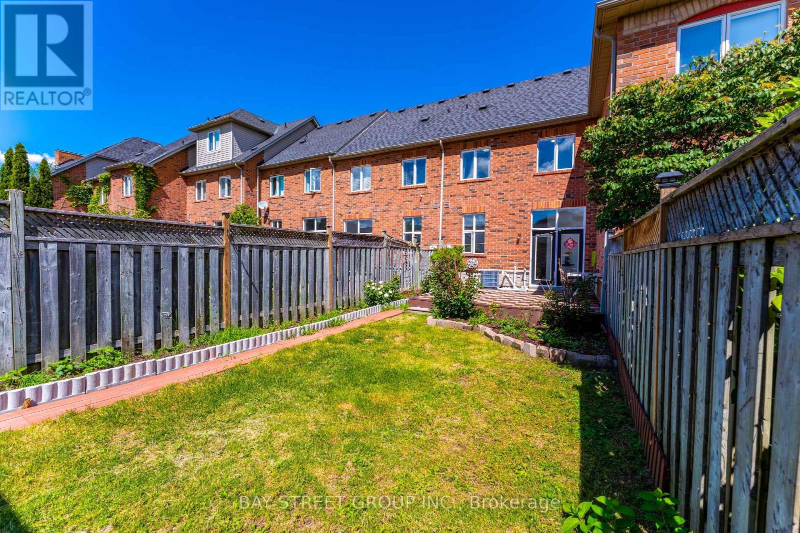 122 WALKERVILLE ROAD - 33