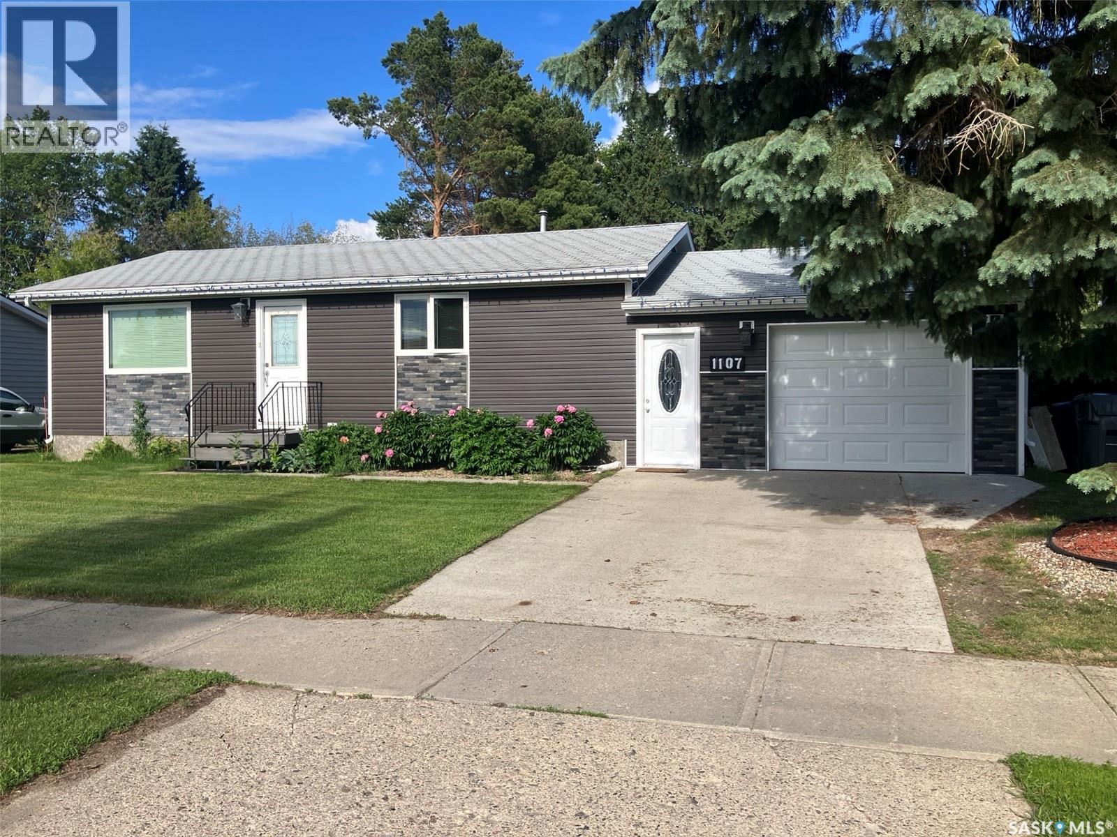 1107 Centre STREET - photo 2