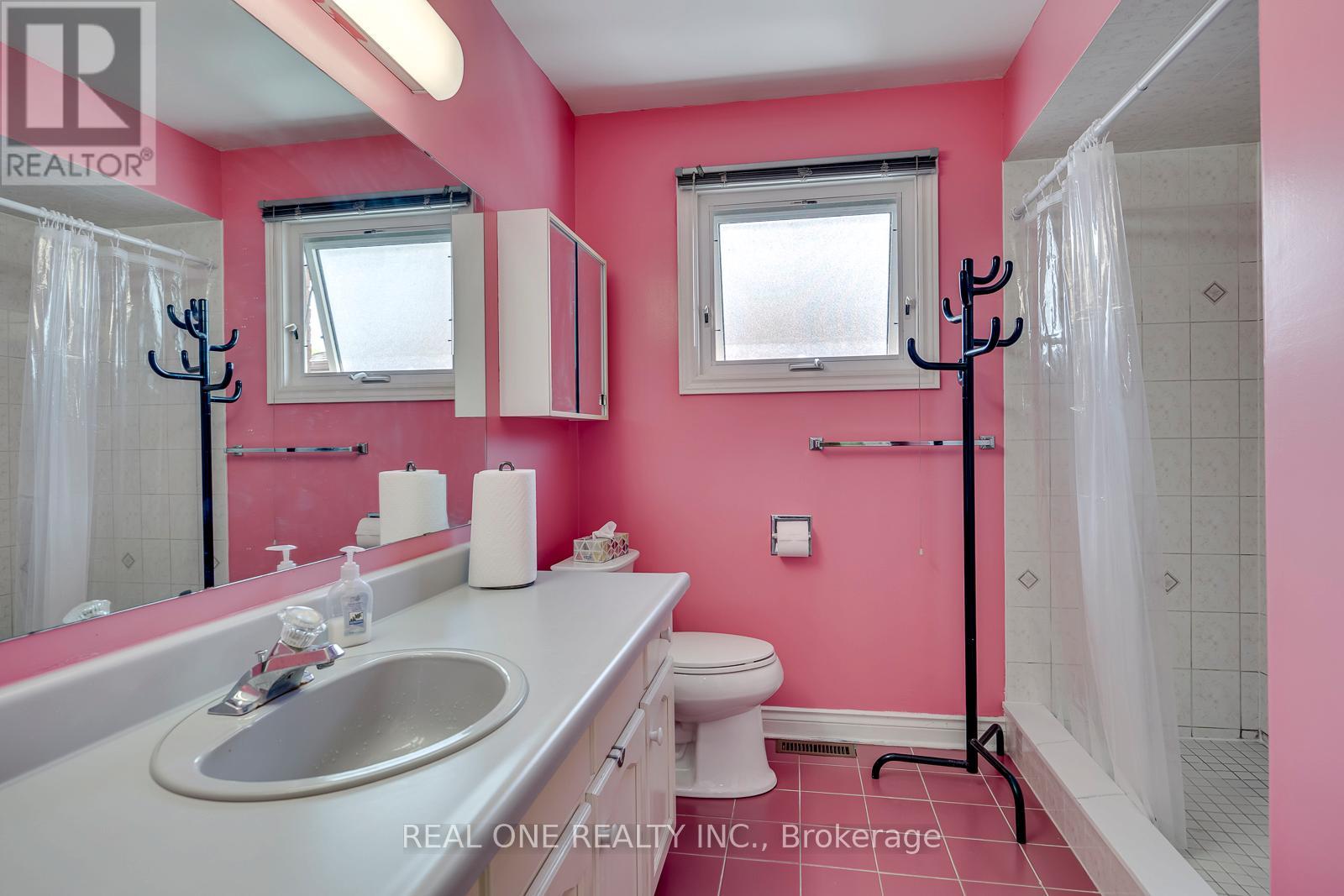 71 STOCK AVENUE - 29