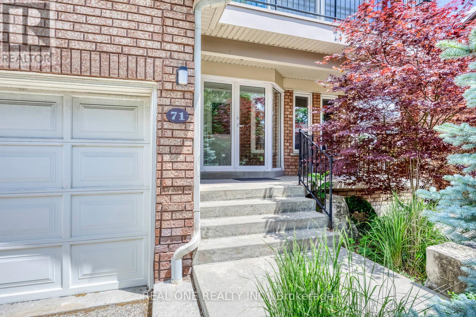 71 STOCK AVENUE - 6