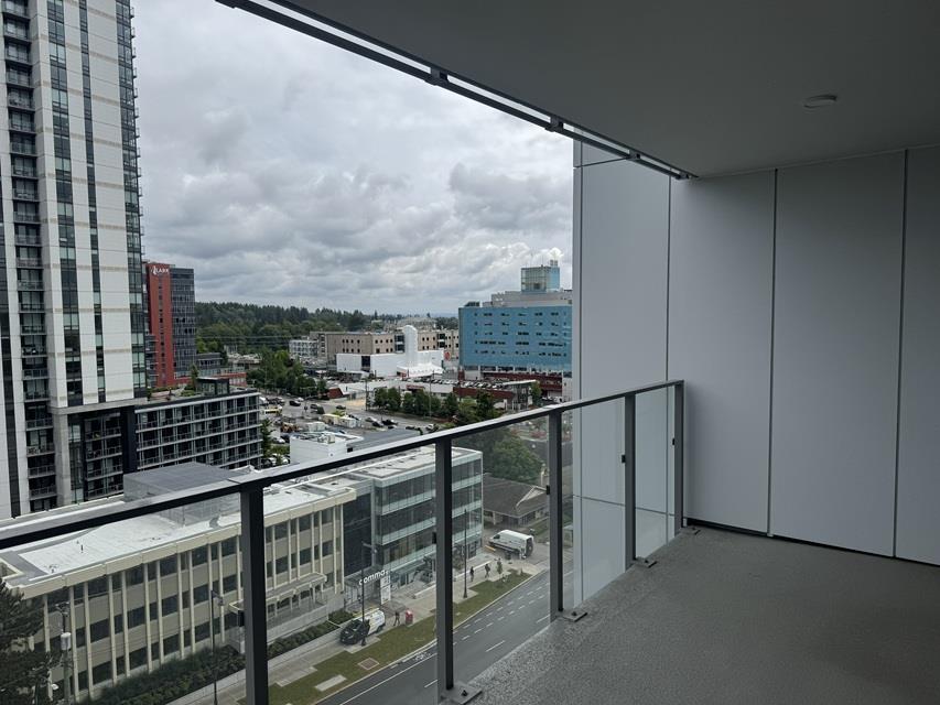 1 Bed, 1 Bath House for Sale in Surrey – 1108 9675 KING GEORGE BOULEVARD, Surrey – MLS# R3138884 - Image 3