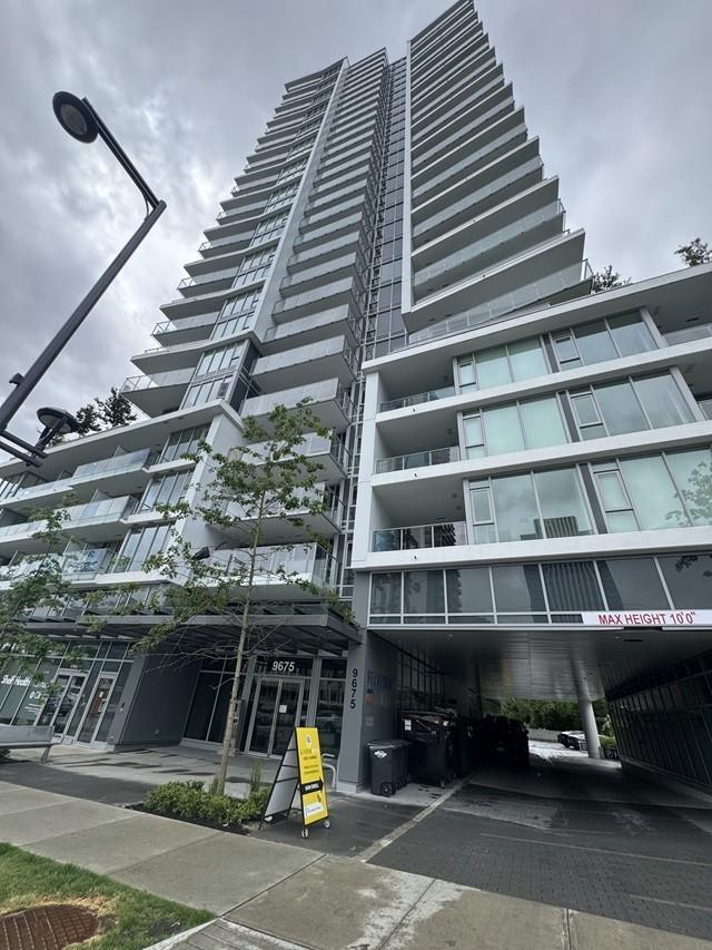 1 Bed, 1 Bath House for Sale in Surrey – 1108 9675 KING GEORGE BOULEVARD, Surrey – MLS# R3138884 - Image 18