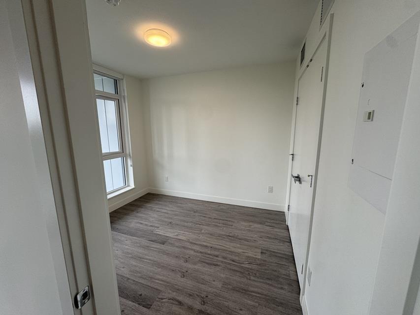 1 Bed, 1 Bath House for Sale in Surrey – 1108 9675 KING GEORGE BOULEVARD, Surrey – MLS# R3138884 - Image 12